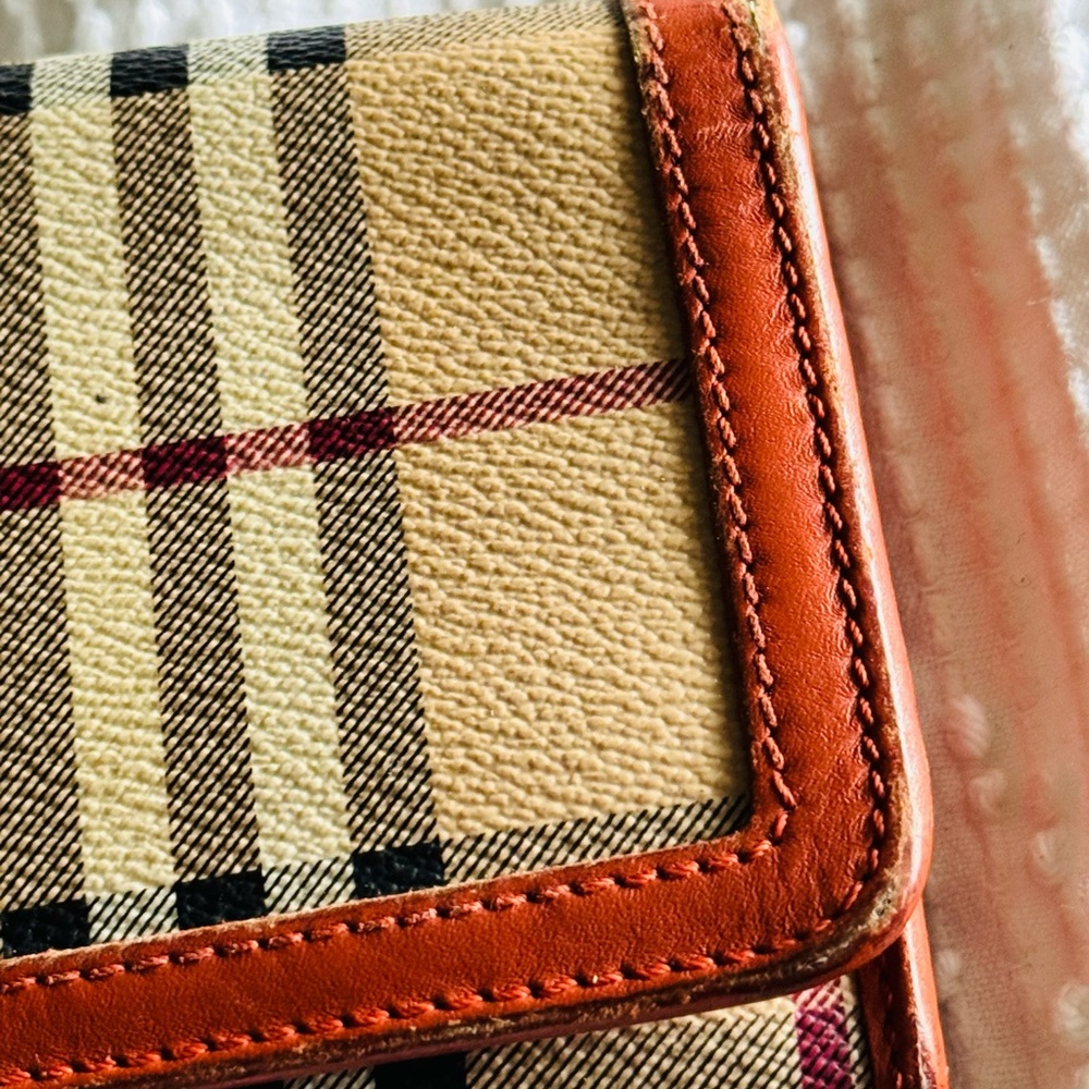 Burberry Checkered Tan and Orange Wallet - Picture 4 of 9
